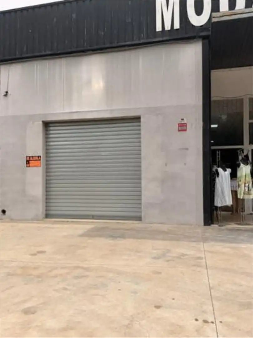 Commercial properties for rent in Polígono del Aeropuerto Parking of Commercial properties for rent in Manises