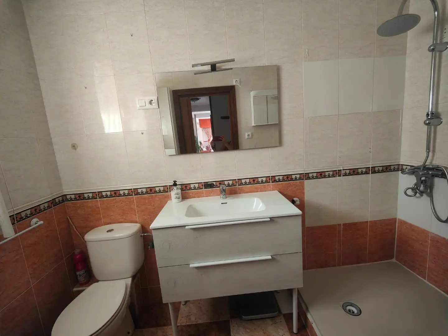 Flat for rent in Calle Doctor Fleming, 5, Lo Pagán Bathroom of Flat for rent in San Pedro del Pinatar with Air Conditioner, Furnished and Balcony