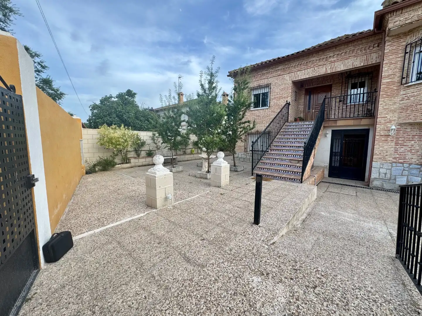Außenansicht von Wohnung zum Verkauf in Villamiel de Toledo mit Heizung, Privatgarten und Terrasse