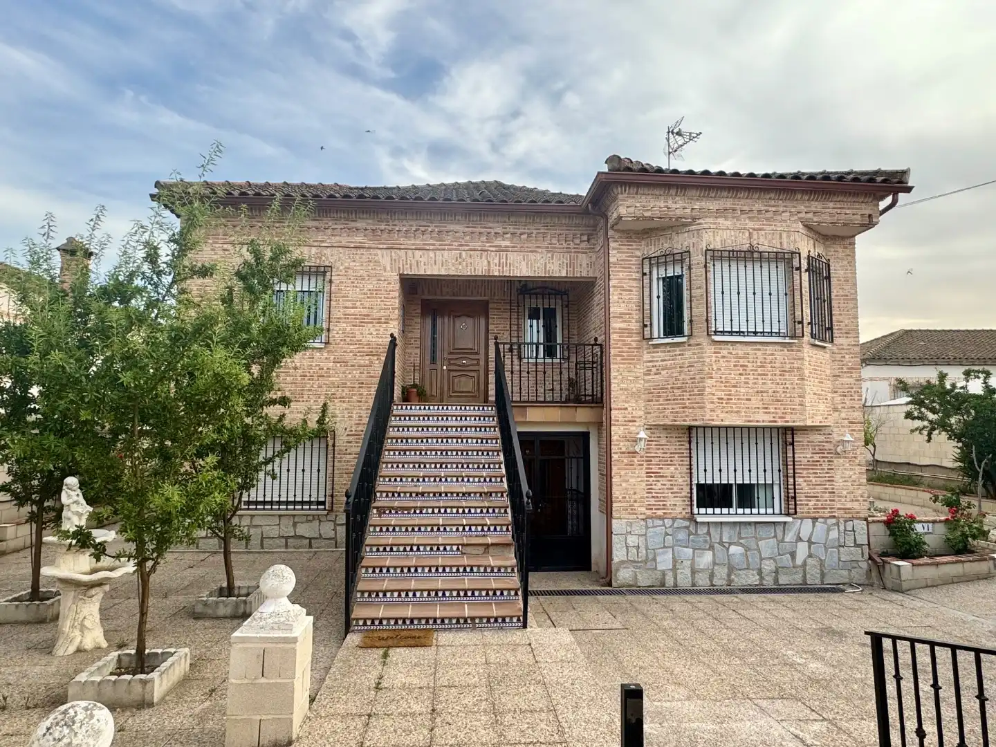 Außenansicht von Wohnung zum Verkauf in Villamiel de Toledo mit Heizung, Privatgarten und Terrasse