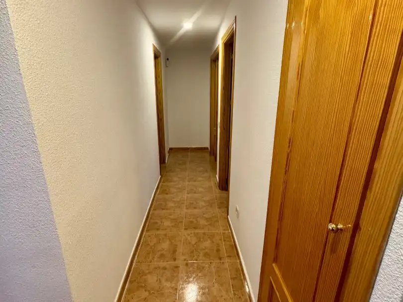 Wohnung zum Verkauf in Villamiel de Toledo mit Heizung, Privatgarten und Terrasse