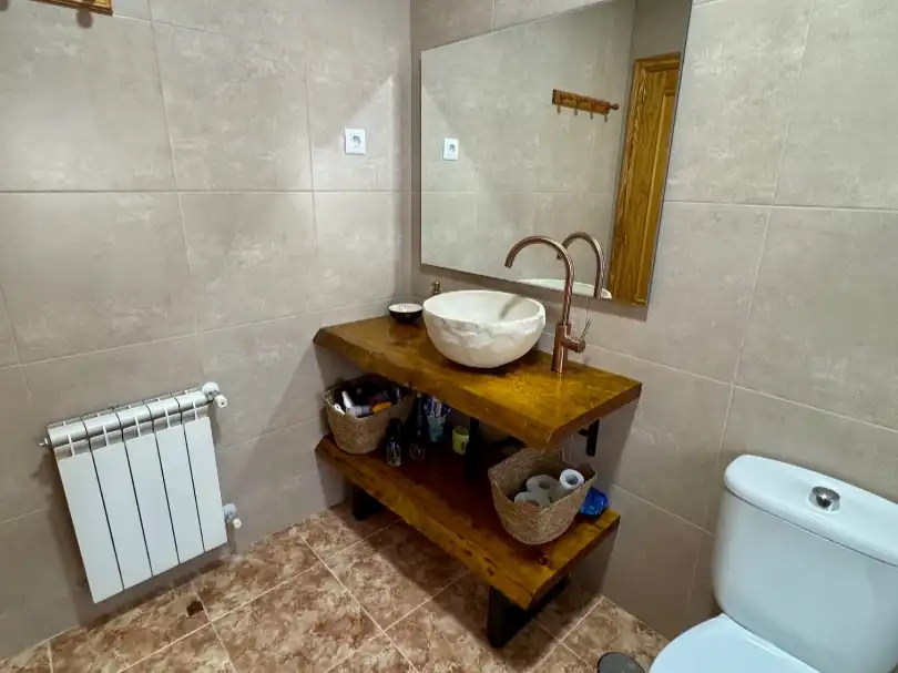 Badezimmer von Wohnung zum Verkauf in Villamiel de Toledo mit Heizung, Privatgarten und Terrasse