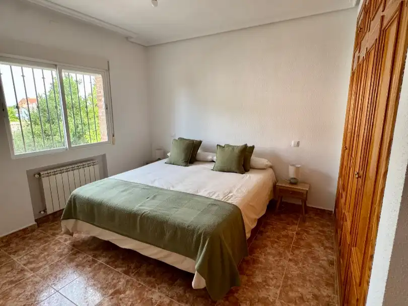 Schlafzimmer von Wohnung zum Verkauf in Villamiel de Toledo mit Heizung, Privatgarten und Terrasse