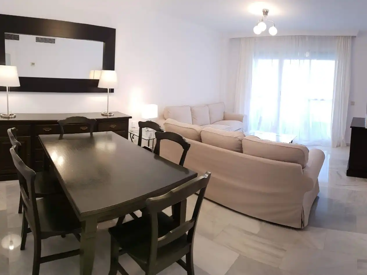 Wohnung zum Verkauf in Calle del Remo, 8, La Carihuela - Los Nidos Wohnzimmer von Wohnung zum Verkauf in Torremolinos mit Klimaanlage, Terrasse und Schwimmbad