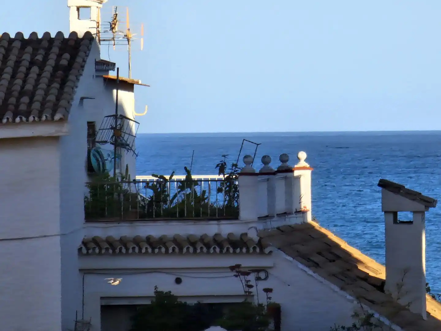 Wohnung zum Verkauf in Calle del Remo, 8, La Carihuela - Los Nidos Außenansicht von Wohnung zum Verkauf in Torremolinos mit Klimaanlage, Terrasse und Schwimmbad