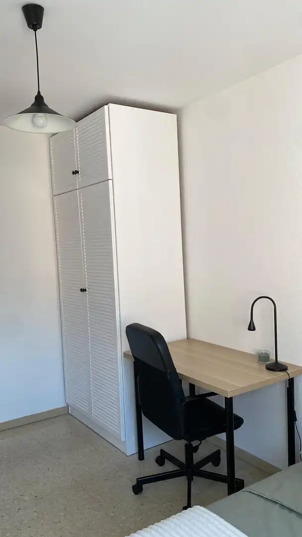 Room in Carrer de Roig i Ventura, 398, Can Tussell Room in Carrer de Roig i Ventura, 398, Can Tussell