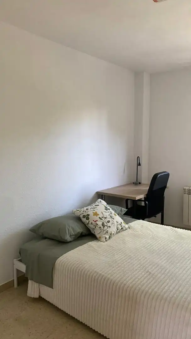 Room in Carrer de Roig i Ventura, 398, Can Tussell Room in Carrer de Roig i Ventura, 398, Can Tussell