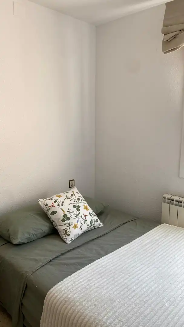 Room in Carrer de Roig i Ventura, 398, Can Tussell Room in Carrer de Roig i Ventura, 398, Can Tussell