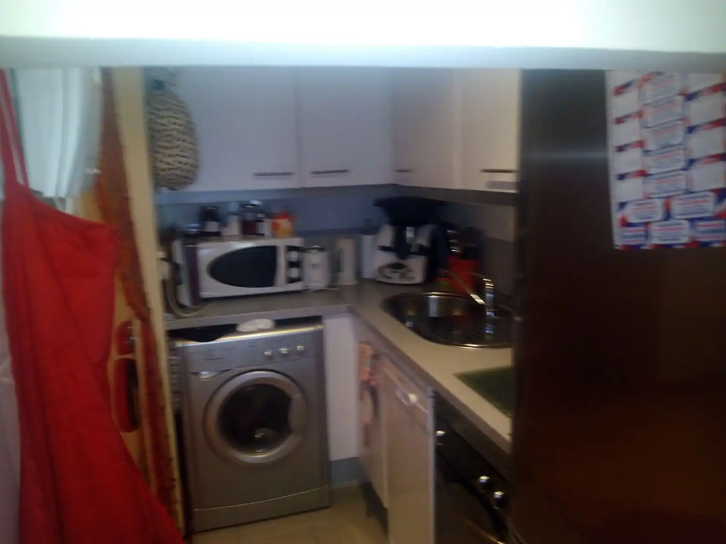 Flat for rent in Calle Bausá, 8, Costillares Kitchen of Flat for rent in Madrid with Parquet flooring, Storage room and Swimming Pool