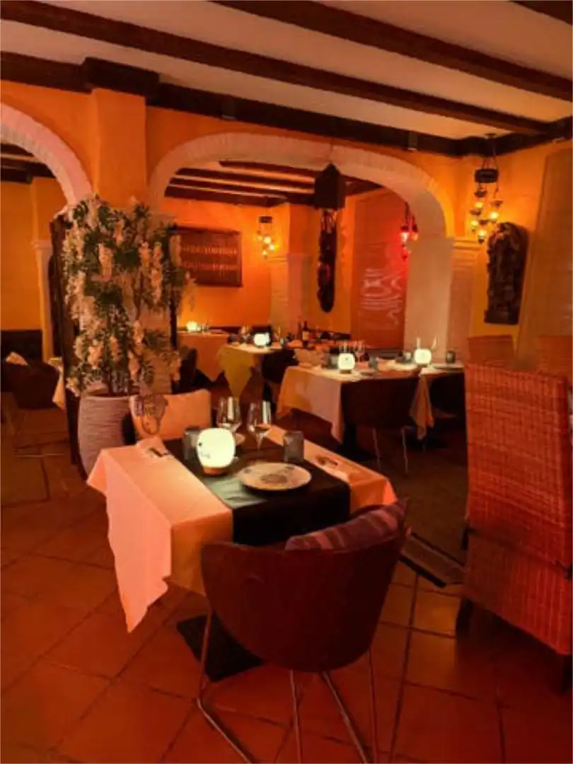 Commercial properties for rent in Marbella  with Air Conditioner