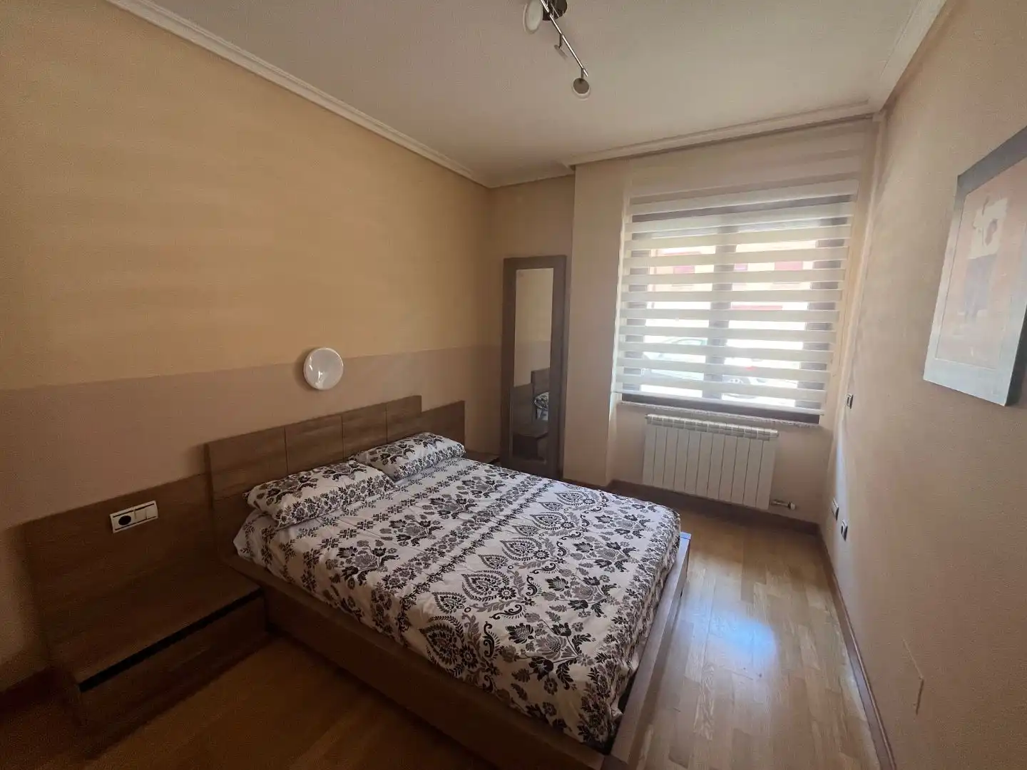 Apartments for rent in Calle Cándido Rodríguez Pinilla, 5, Pizarrales Bedroom of Apartments for rent in Salamanca with Heating, Storage room and Furnished