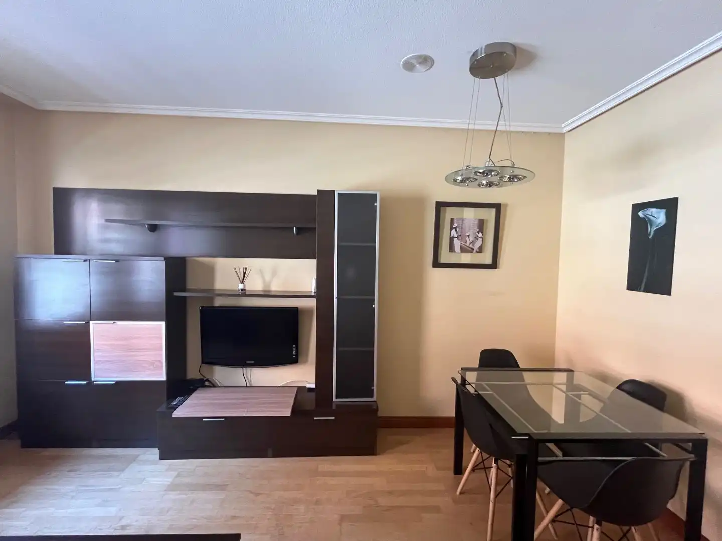 Apartments for rent in Calle Cándido Rodríguez Pinilla, 5, Pizarrales Living room of Apartments for rent in Salamanca with Heating, Storage room and Furnished