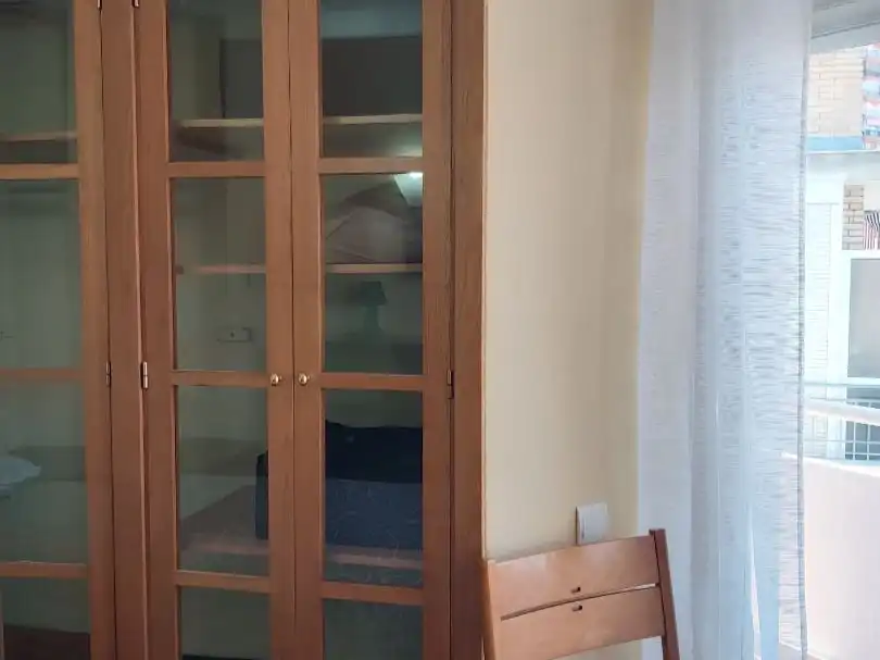 Flat for rent in Carrer Bono Guarner, 15, Santo Domigo Bedroom of Flat for rent in Alicante / Alacant with Air Conditioner, Heating and Parquet flooring