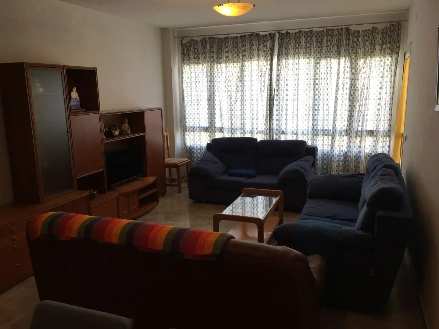 Piso de alquiler en Calle Pirandello, 4, El Tejar - Hacienda Bizcochero Sala de estar de Piso de alquiler en Málaga con Terraza, Piscina y Amueblado