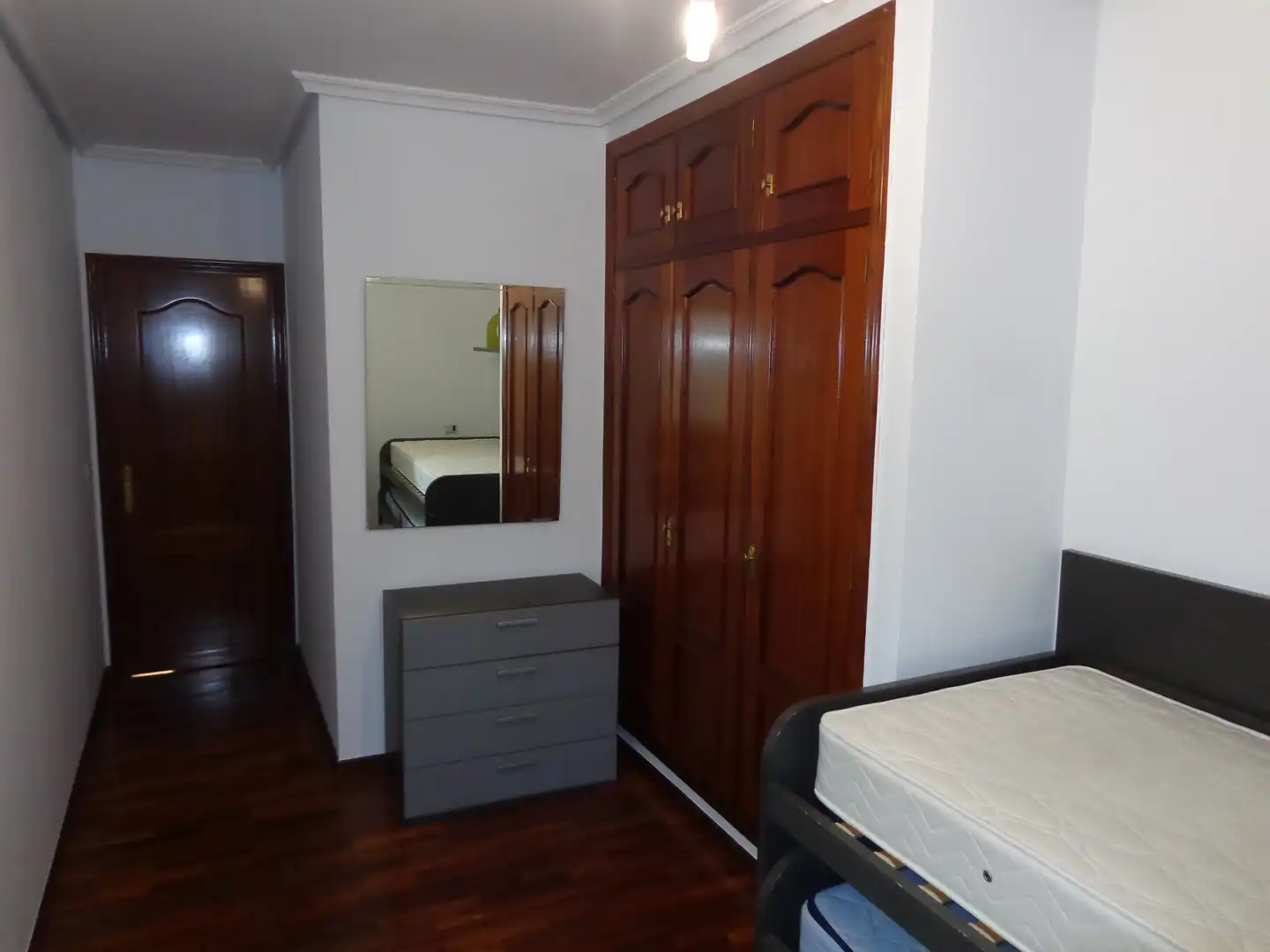 Flat for rent in Avenida Portugal, 47b, Couto Bedroom of Flat for rent in Ourense Capital