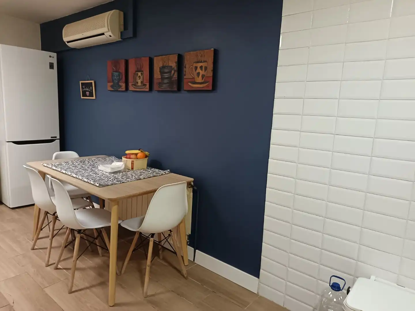 Houses for sale in Carrer Fossar Vell, 3, Artesa de Lleida Dining room of Houses for sale in Artesa de Lleida with Air Conditioner, Heating and Parquet flooring