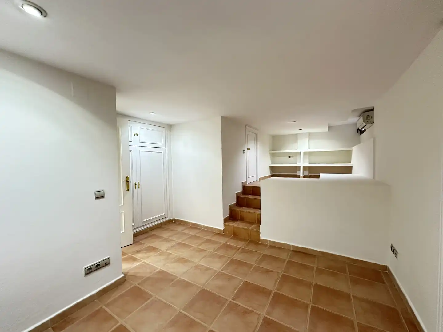 Casa o chalet en venta en Calle del Collado de Marichiva, 37, Arroyo del Fresno Casa o chalet en venta en Madrid con Aire acondicionado, Calefacción y Jardín privado
