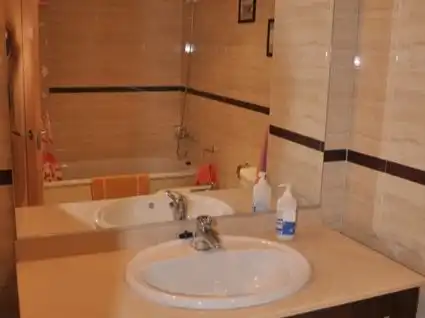 Apartament de lloguer a Avinguda del Codonyol, 73, Platges Bany de Apartament de lloguer en La Ràpita amb Calefacció, Terrassa i Piscina