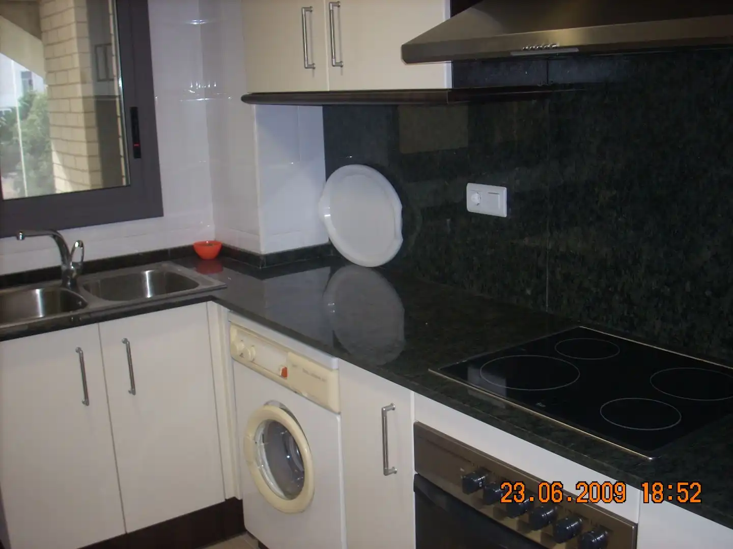 Apartament de lloguer a Avinguda del Codonyol, 73, Platges Cuina de Apartament de lloguer en La Ràpita amb Calefacció, Terrassa i Piscina