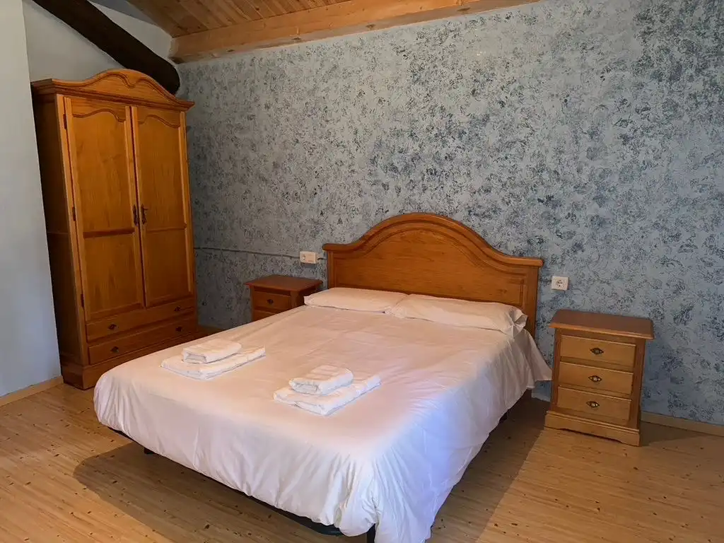 Casa o xalet de lloguer a Passeig de Cal Sant, 1, Sant Llorenç de Morunys Dormitori de Casa o xalet de lloguer en Sant Llorenç de Morunys amb Calefacció, Jardí privat i Terrassa