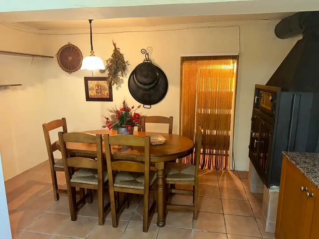 Houses for rent in Passeig de Cal Sant, 1, Sant Llorenç de Morunys Dining room of Houses for rent in Sant Llorenç de Morunys with Heating, Private garden and Terrace