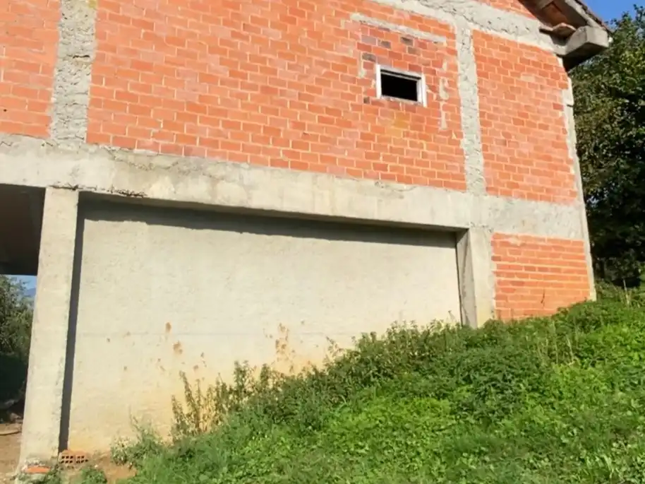 Vista exterior de Piso en venta en Piloña
