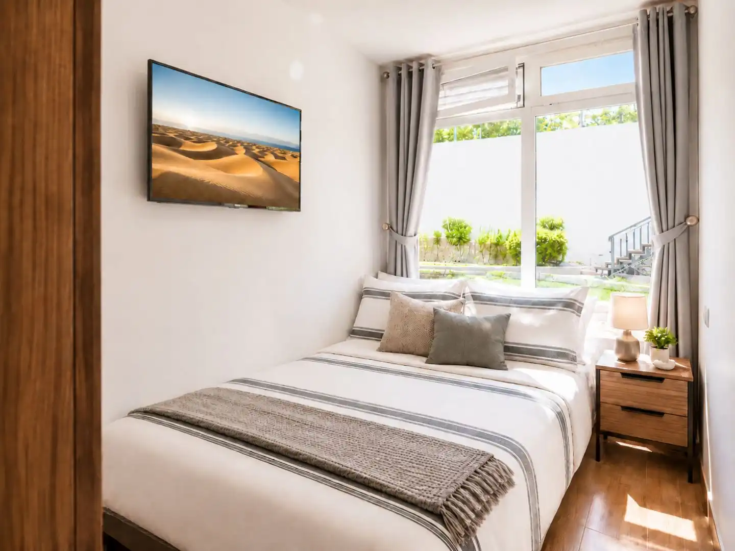 Piso en venta en Avenida 8 de Marzo, 21, Playa del Inglés Habitación de Piso en venta en San Bartolomé de Tirajana con Aire acondicionado, Calefacción y Piscina