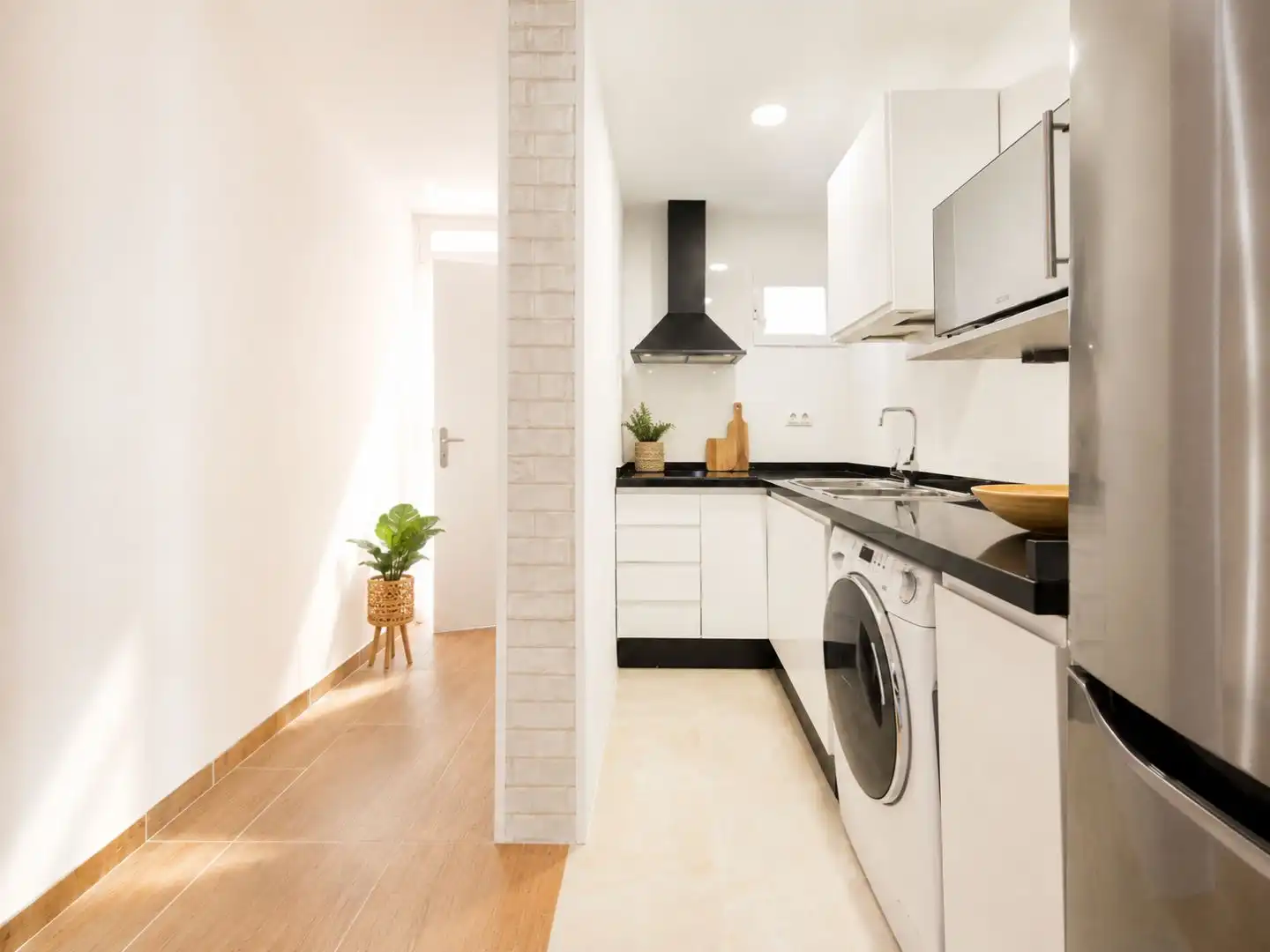 Piso en venta en Avenida 8 de Marzo, 21, Playa del Inglés Cocina de Piso en venta en San Bartolomé de Tirajana con Aire acondicionado, Calefacción y Piscina