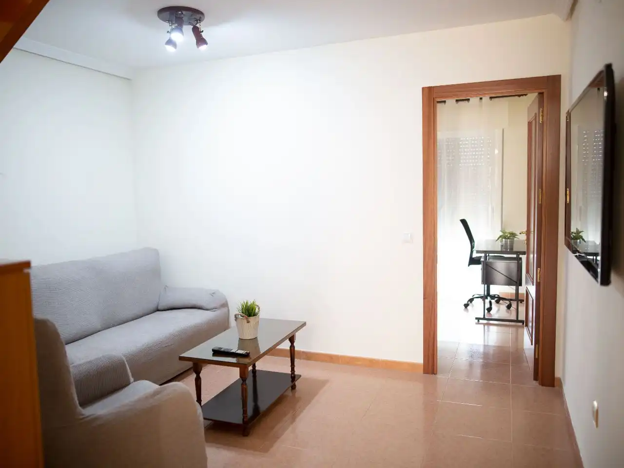 Room in Avinguda de l'Alcora, 164, Estación - Universidad Flat for share in Castellón de la Plana / Castelló de la Plana with Heating, Terrace and Furnished