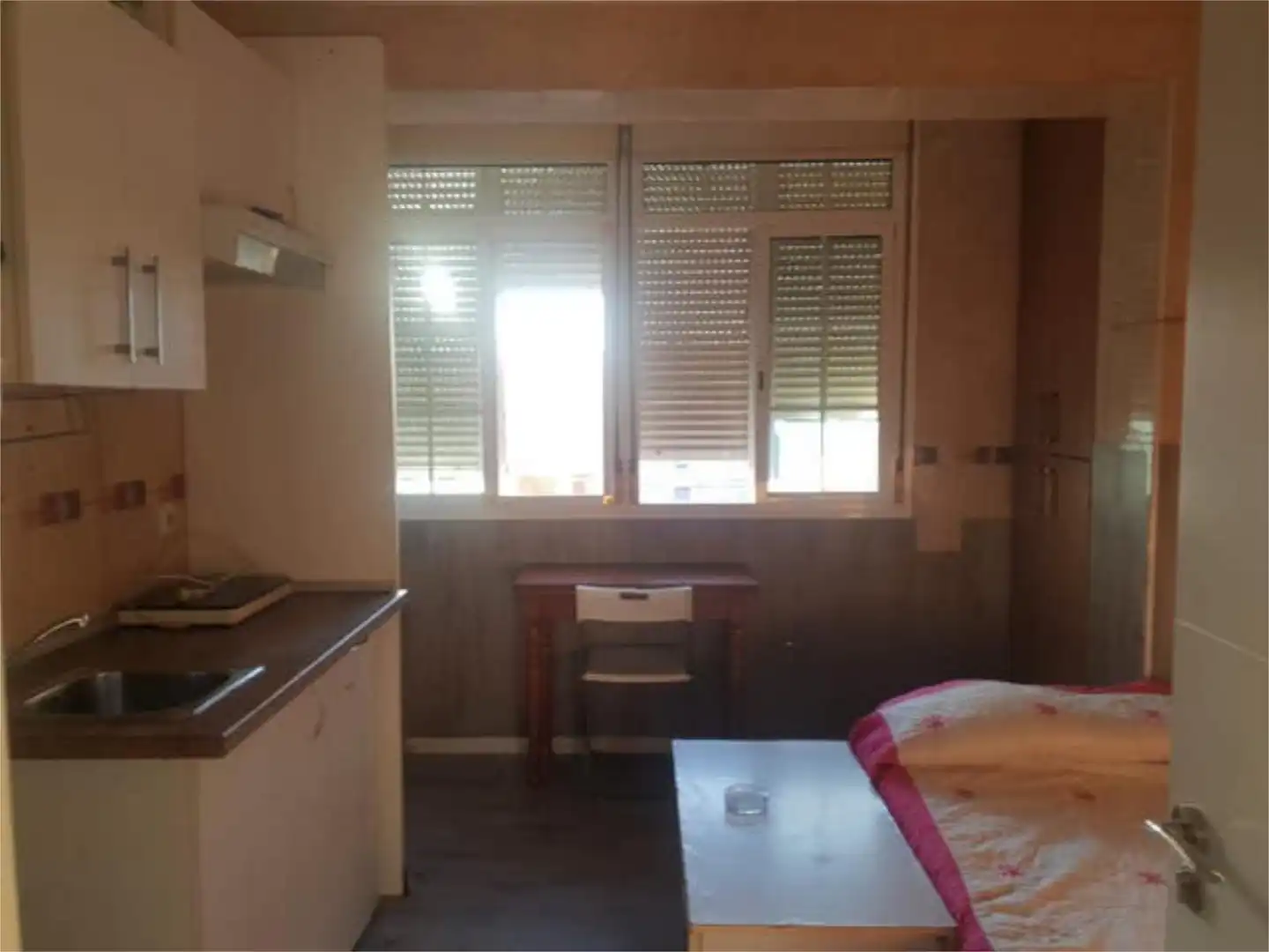 Habitación de Apartamento de alquiler en Huelva