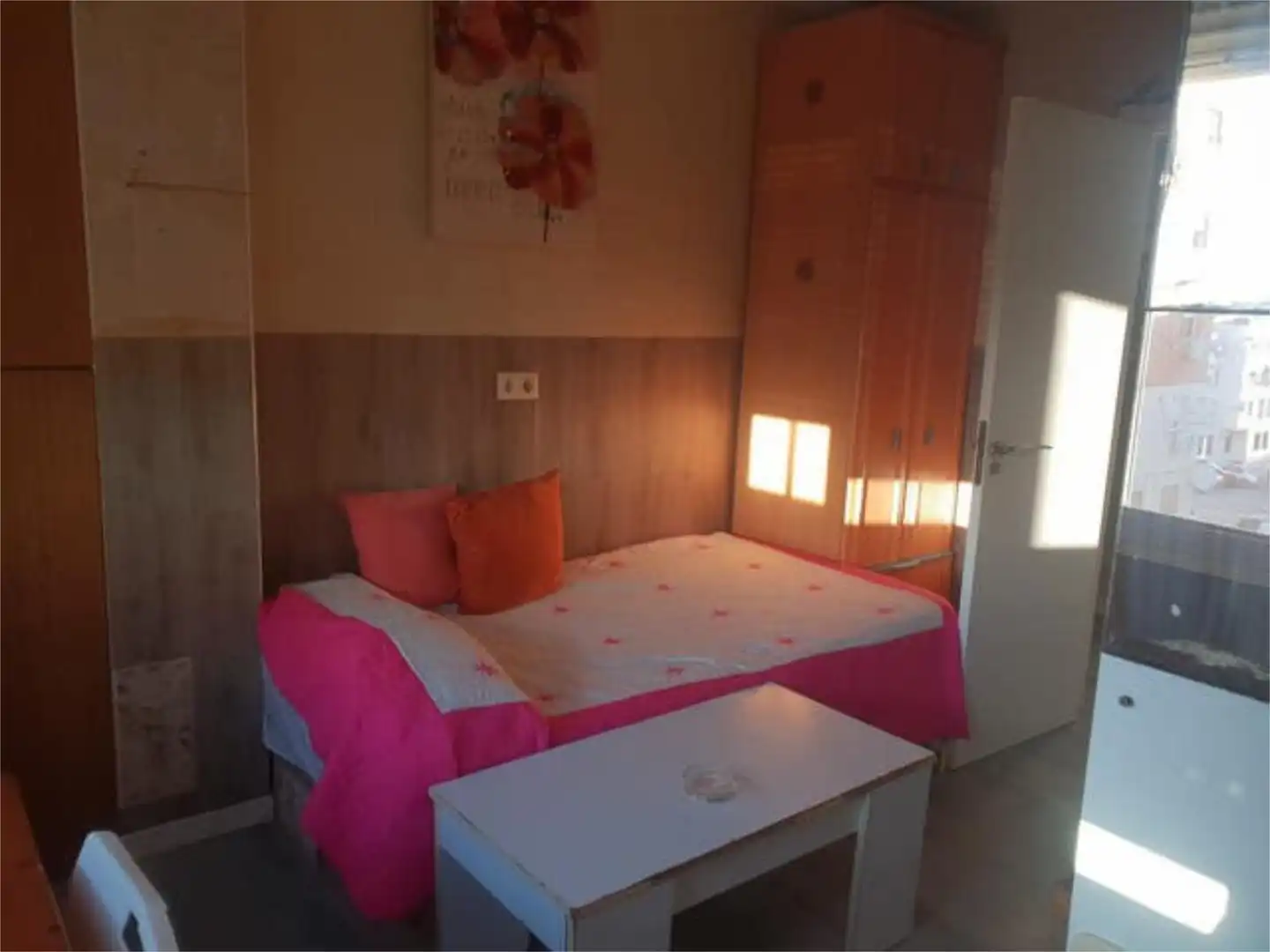 Habitación de Apartamento de alquiler en Huelva
