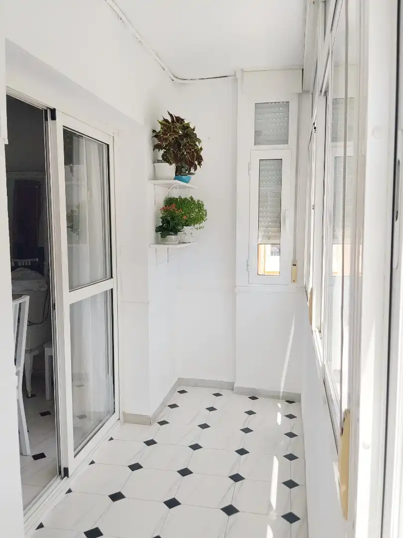 Piso en venta en Calle Santiago, 89, San Luis Piso en venta en Almería Capital con Aire acondicionado, Terraza y Balcón