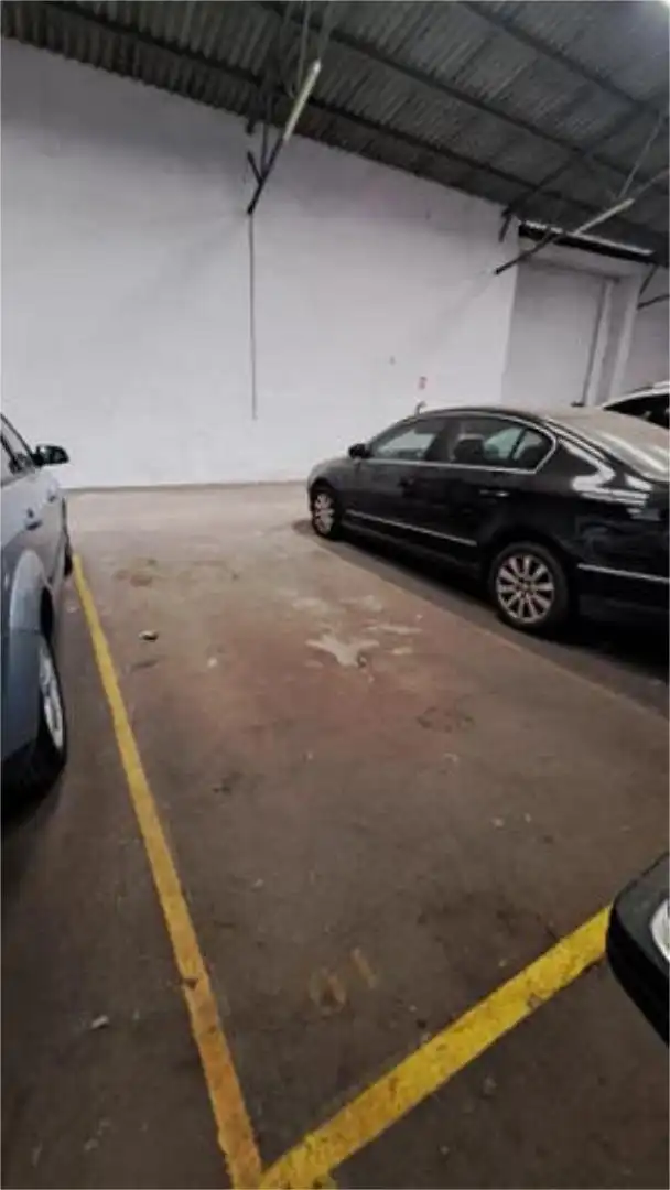 Garage for rent in Peña Trevinca