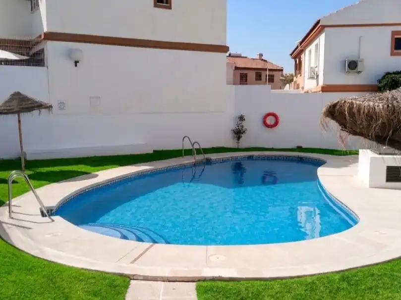 Casa o chalet en venta en Calle del Maestro Vert, 37, Churriana - El Pizarrillo - La Noria-Guadalsol Piscina de Casa o chalet en venta en Málaga Capital con Terraza