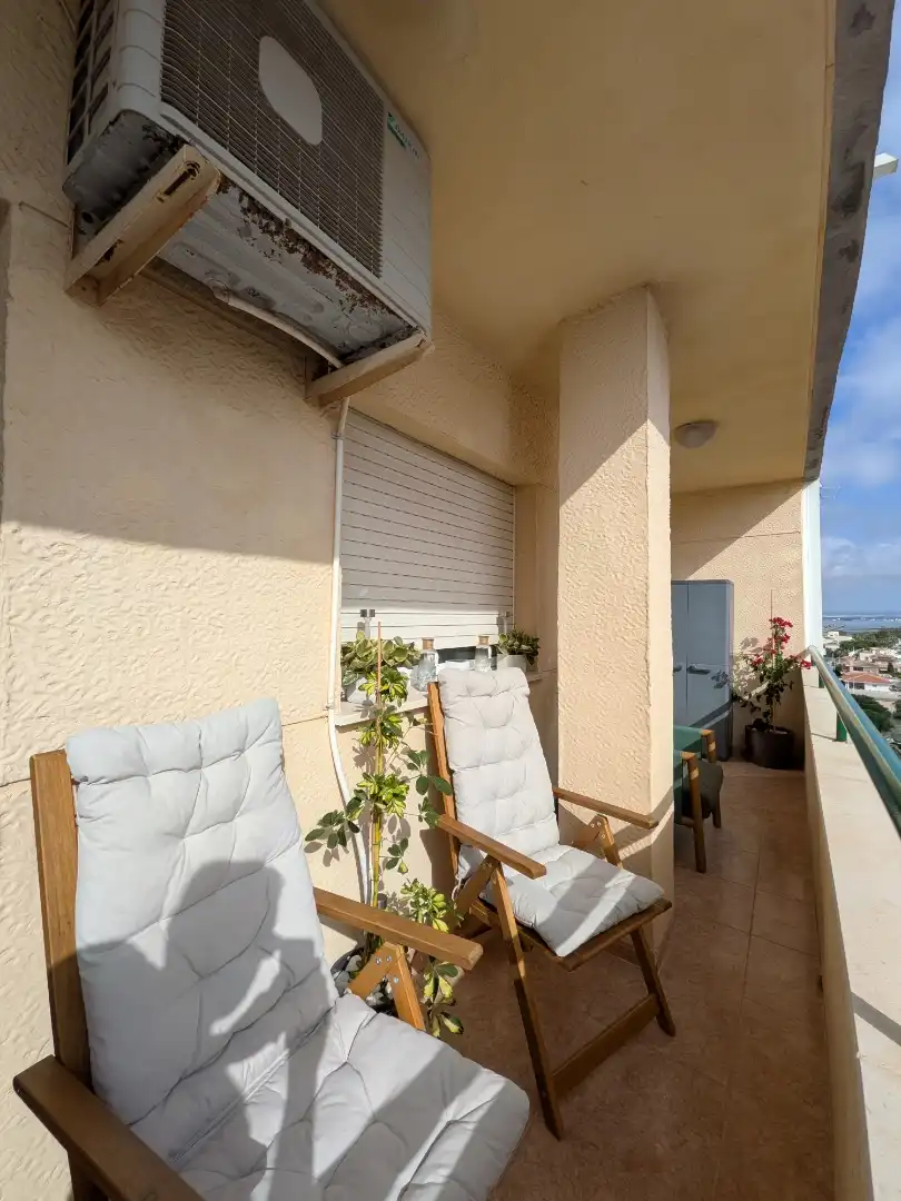 Terrasse von Wohnung zum Verkauf in La Manga del Mar Menor mit Klimaanlage, Terrasse und Schwimmbad