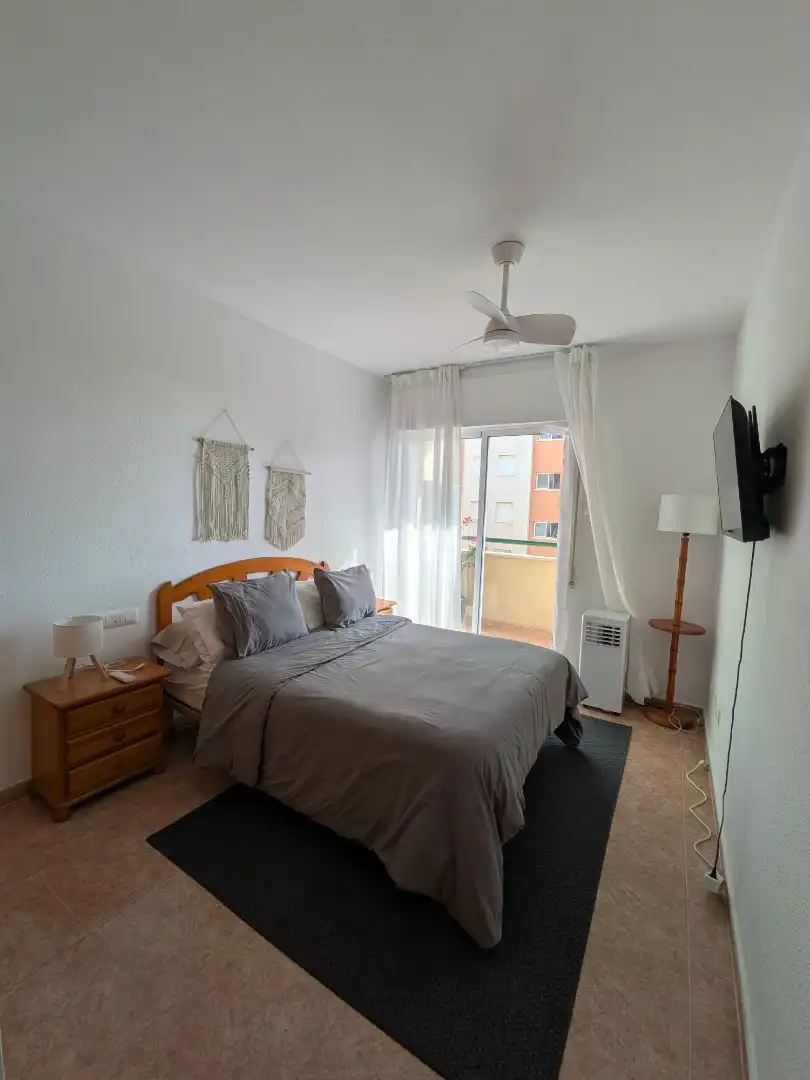 Schlafzimmer von Wohnung zum Verkauf in La Manga del Mar Menor mit Klimaanlage, Terrasse und Schwimmbad