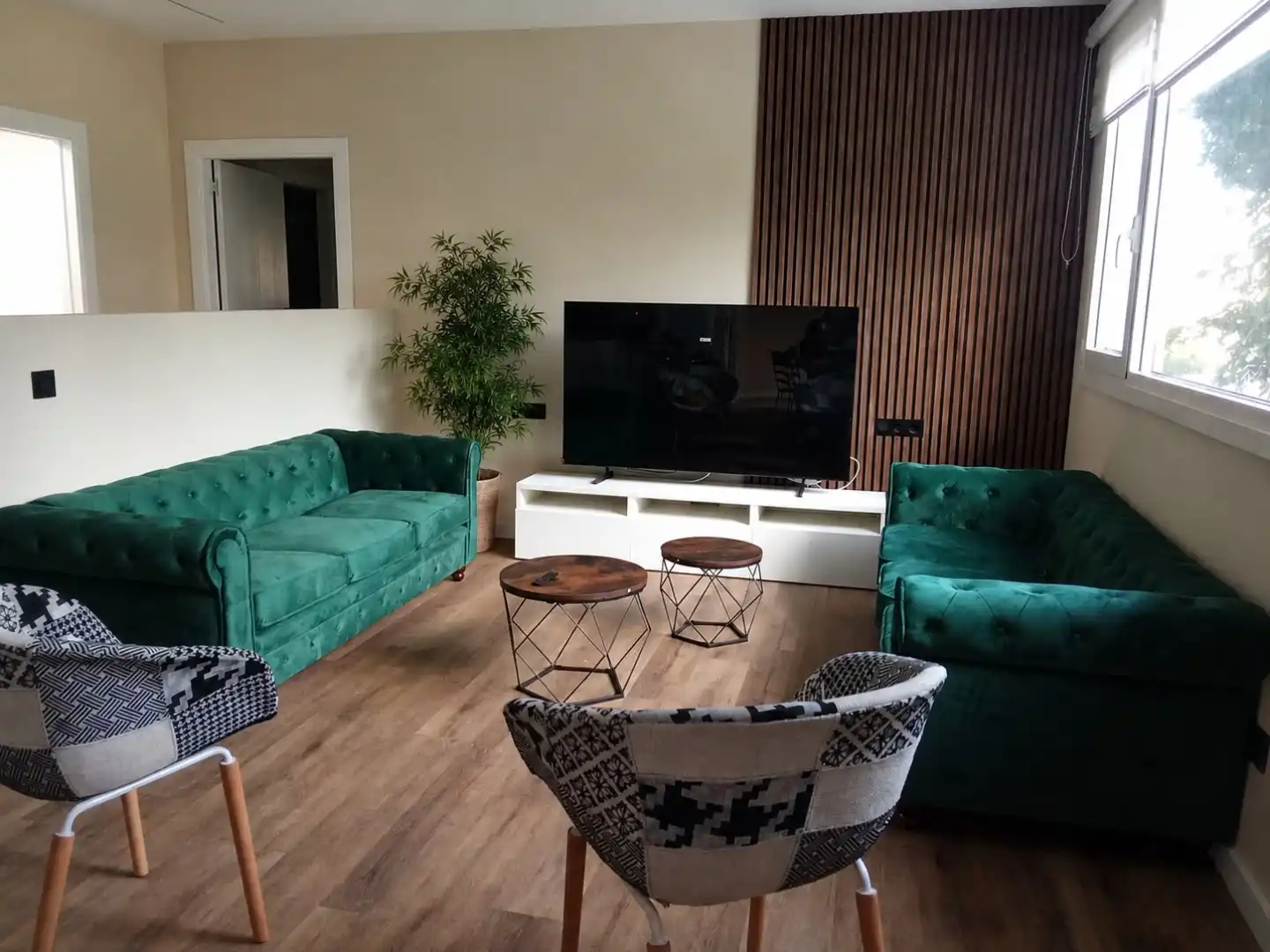 Habitació a Rúa Angel Llanos, 1, As Travesas - Balaídos Sala d'estar de Pis per a compartir en Vigo amb Aire condicionat, Calefacció i Parquet