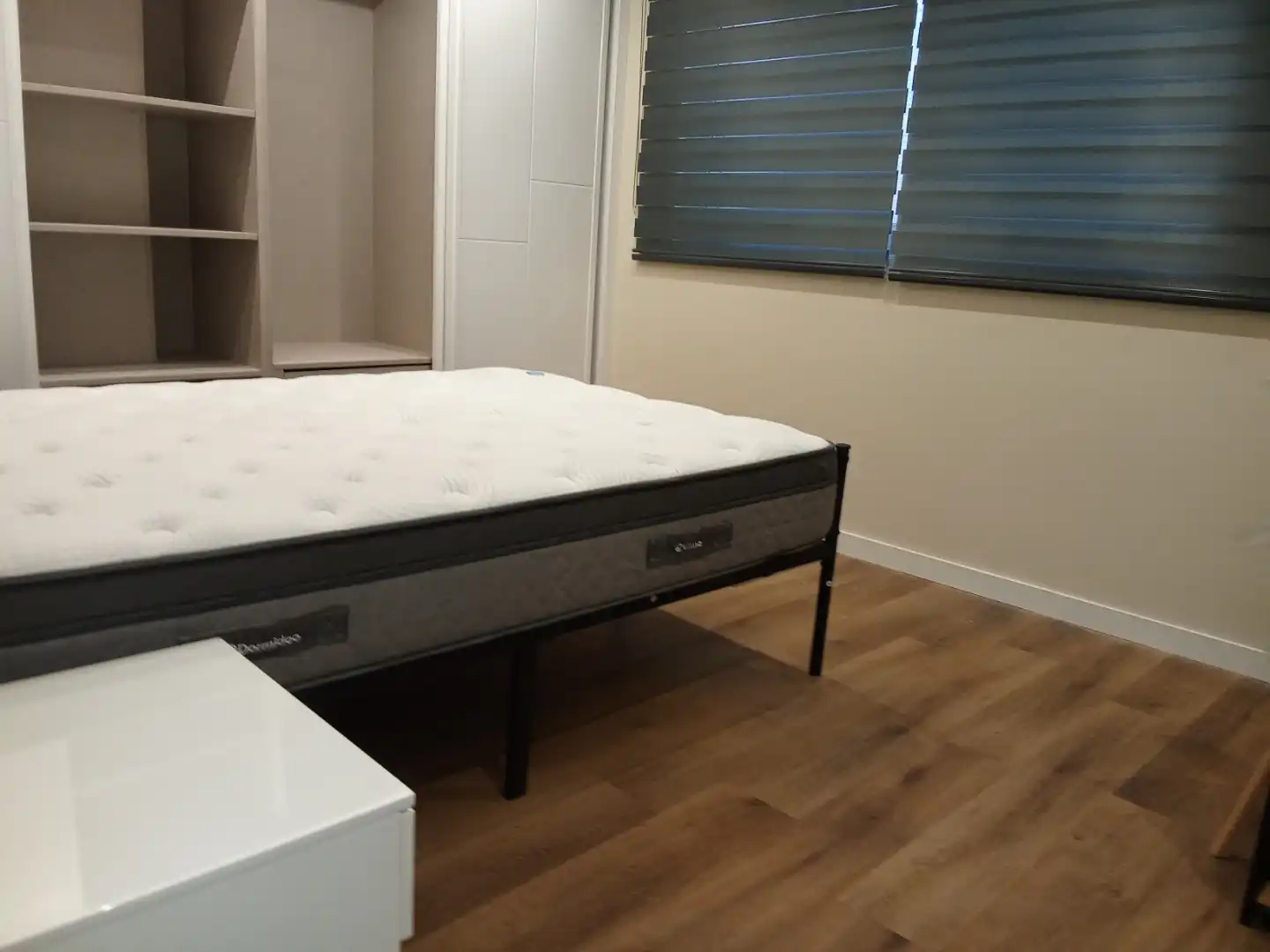 Habitació a Rúa Angel Llanos, 1, As Travesas - Balaídos Dormitori de Pis per a compartir en Vigo amb Aire condicionat, Calefacció i Parquet