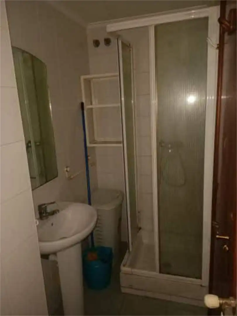 Apartamento en venta en Laudio / Llodio Baño de Apartamento en venta en Laudio / Llodio con Calefacción, Terraza y Trastero