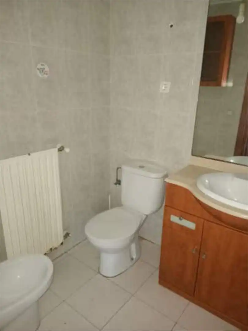 Apartamento en venta en Laudio / Llodio Baño de Apartamento en venta en Laudio / Llodio con Calefacción, Terraza y Trastero