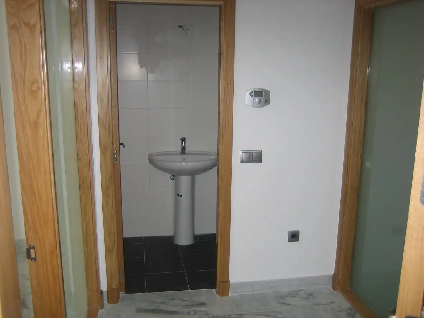 Flat for sale in Conjunto Residencial Valdespino, 12, Divina Pastora - La Yeguada Bathroom of Flat for sale in Jerez de la Frontera with Air Conditioner