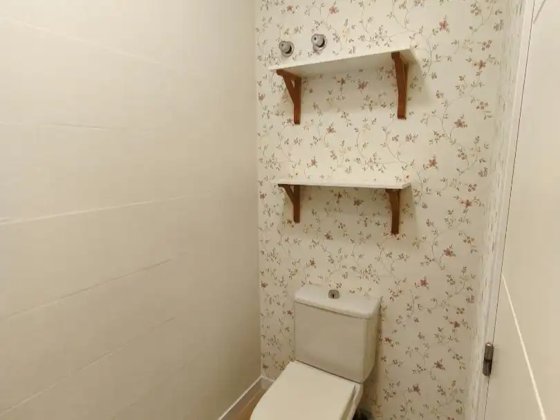 Casa adosada de alquiler en Músico José Antonio Ramos, 5, Los Portales - Visvique Baño de Casa adosada de alquiler en Arucas con Jardín privado, Parquet y Terraza