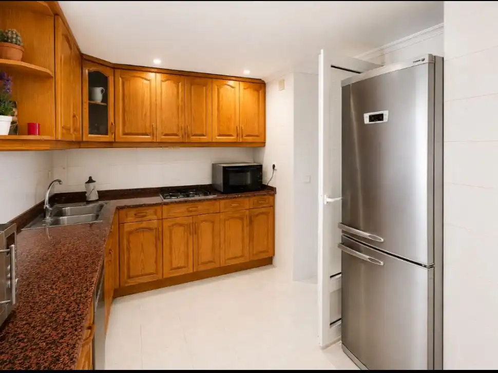 Flat for rent in Avenida de Inglaterra, 83, Los Europeos Flat for rent in Avenida de Inglaterra, 83, Los Europeos