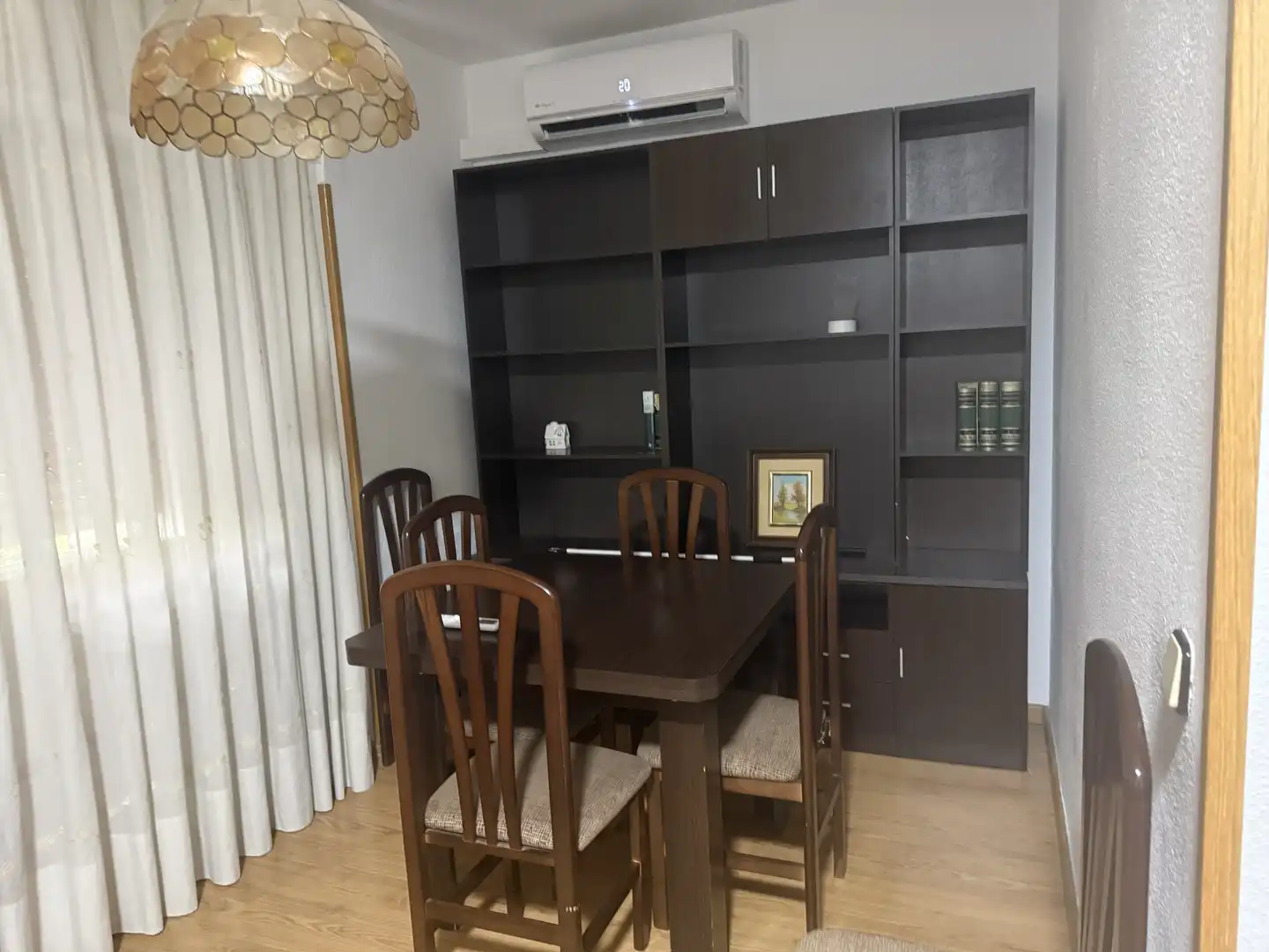 Flat for rent in Calle de Arroyo de Fontarrón, 391, Pavones Dining room of Flat for rent in Madrid with Air Conditioner, Heating and Parquet flooring