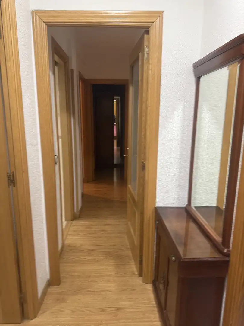 Flat for rent in Calle de Arroyo de Fontarrón, 391, Pavones Flat for rent in Madrid with Air Conditioner, Heating and Parquet flooring