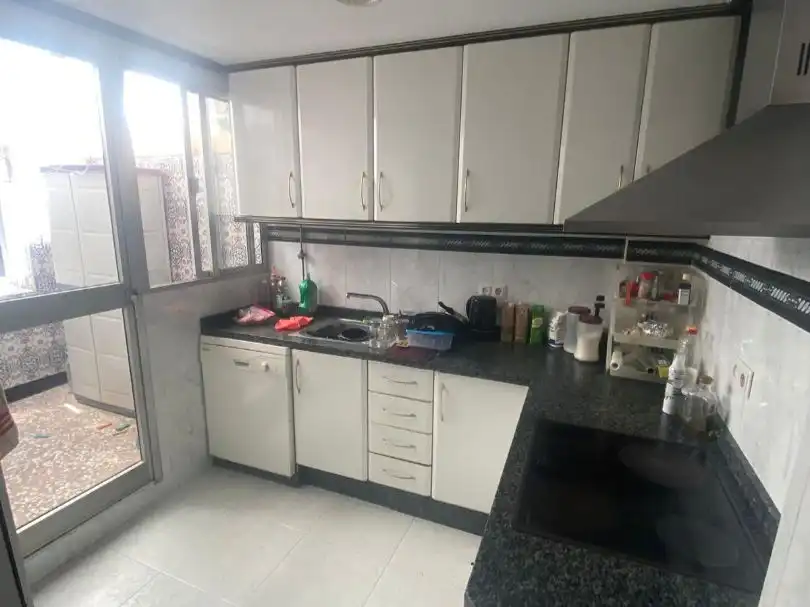 Flat for rent in Calle Nicolás Orta, 40, Isla Chica Kitchen of Flat for rent in Huelva with Air Conditioner, Heating and Furnished