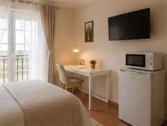 Room in Calle Molino, 64, Valmojado Room in Calle Molino, 64, Valmojado