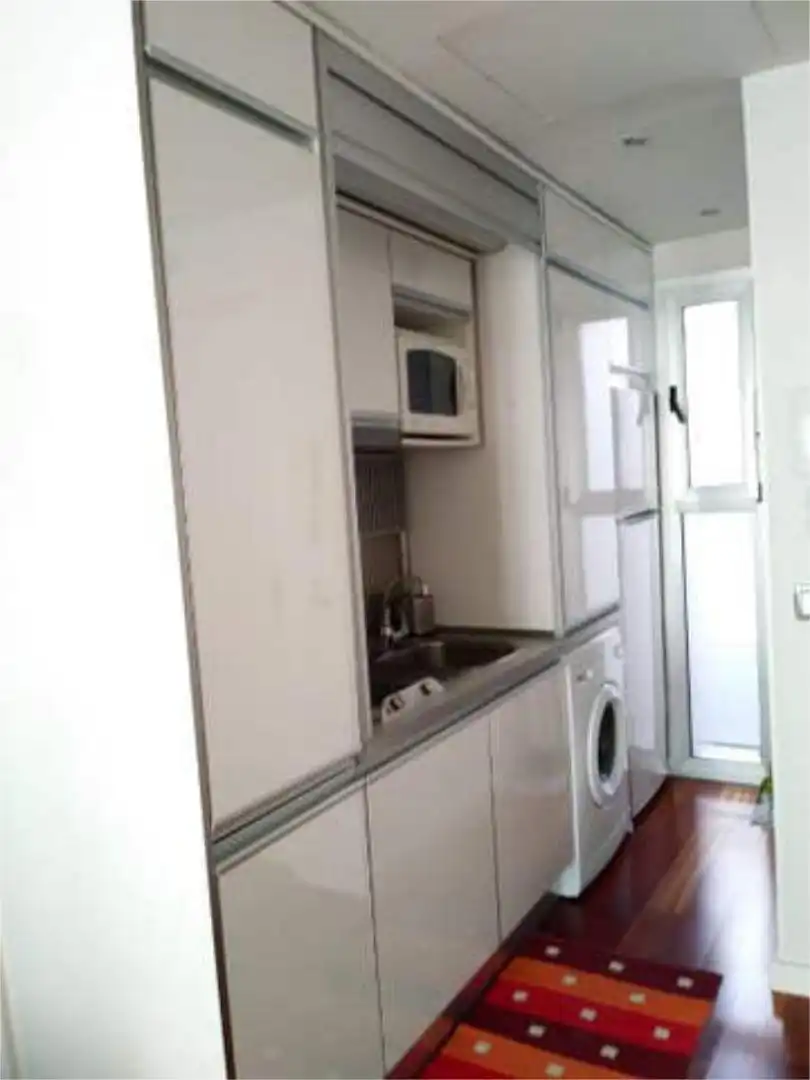 Apartments for rent in Quintana Kitchen of Apartments for rent in Madrid Capital with Swimming Pool
