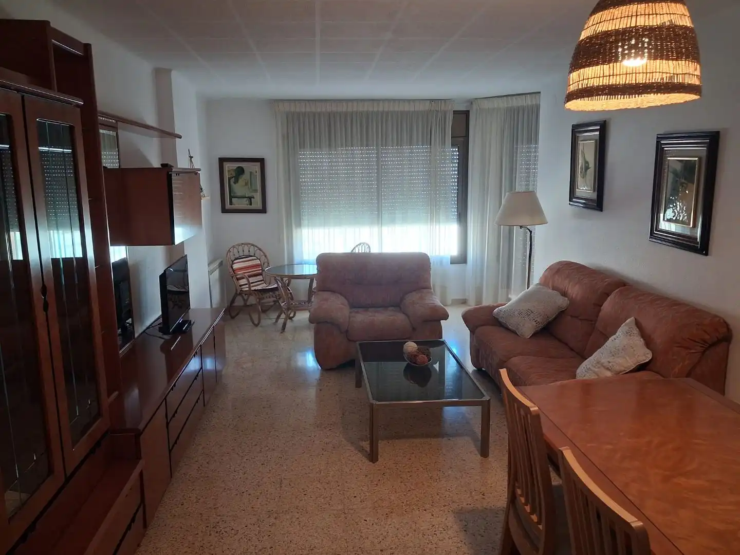 Flat for rent in Carrer de l'Alcalde Joan Bertran, 30, Ponent Living room of Flat for rent in Reus with Heating, Furnished and Balcony