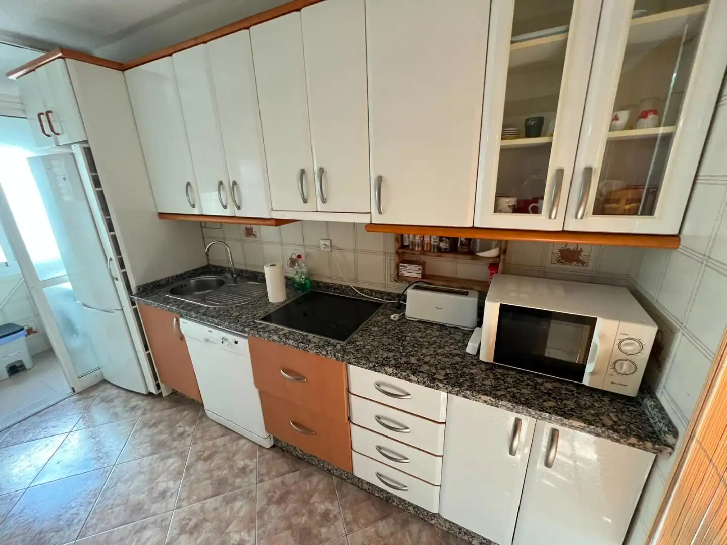 Flat for rent in Calle Campo Madre de Dios, 12, Fuensanta- Arcángel Kitchen of Flat for rent in Córdoba with Air Conditioner, Storage room and Furnished